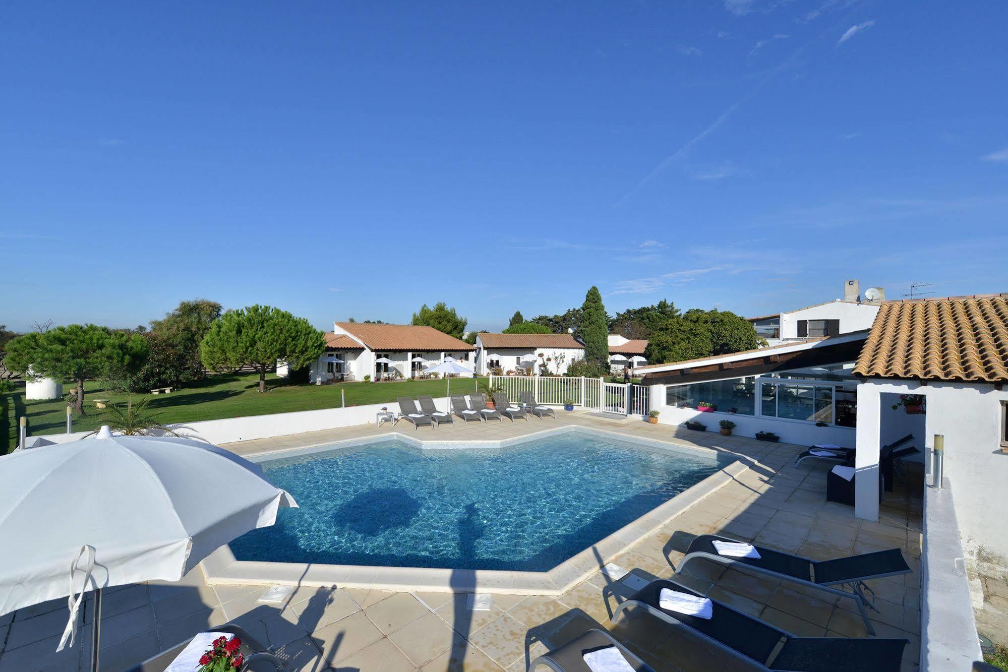 Mas De La Grenouillere Hotel Et Centre Equestre En Pleine Nature Hotel Saintes-Maries-de-la-Mer